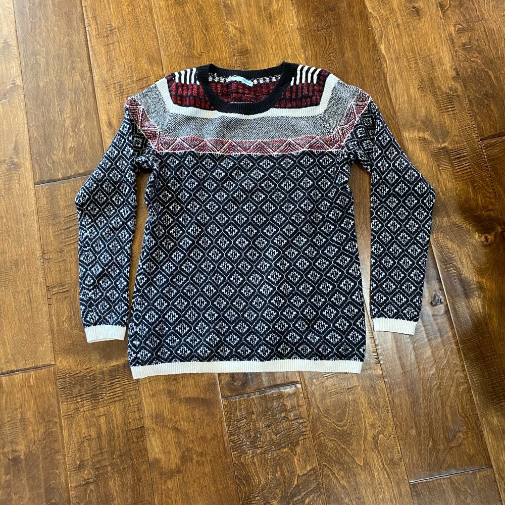 Maurices sweater